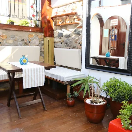 Nar Cafe 住宿加早餐酒店