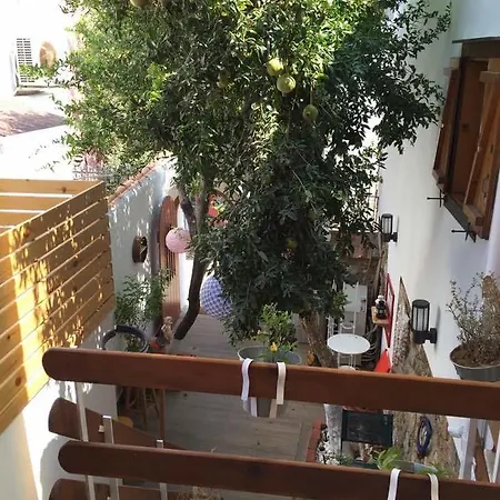 Nar Cafe 住宿加早餐酒店 Siğacık
